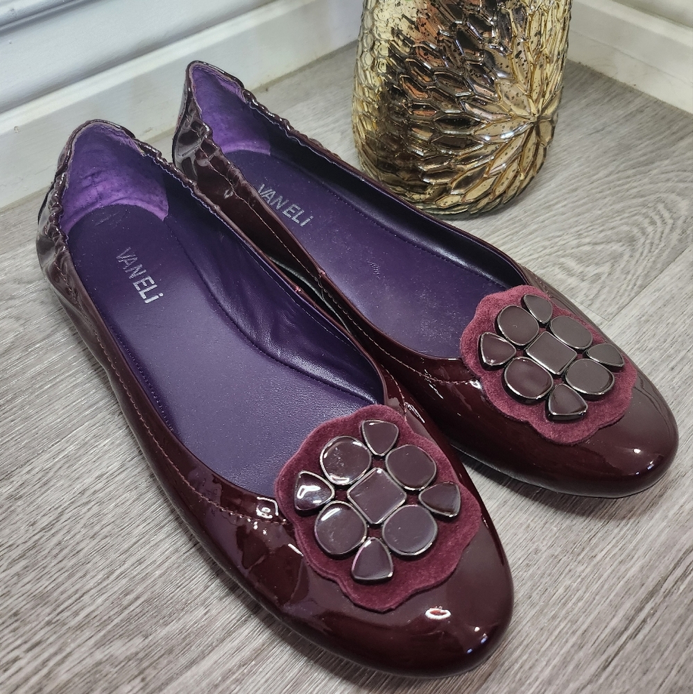 Vaneli patent leather Flats